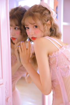 小黄人18岁免费视频